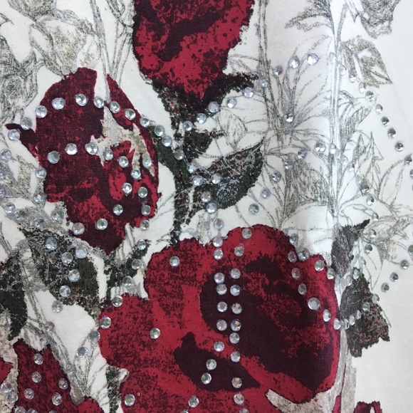 Roses and sparkly Rhinestones Tee - Picture 3 of 4